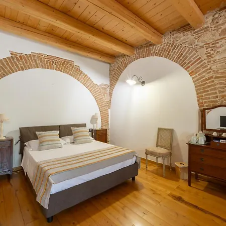 Domus Sa Corbula Pensionat 3*